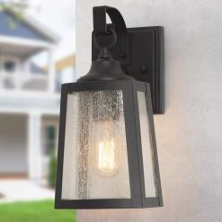 Uolfin LNC Lantern Outdoor Sconce